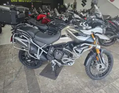TRIUMPH TIGER 900 RALLY PRO TRIUMPH TIGER 900 RALLY PRO