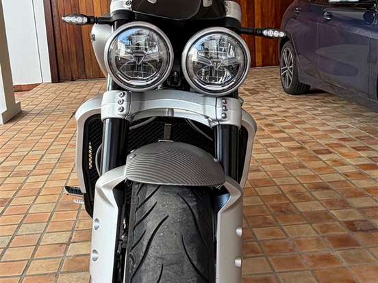 TRIUMPH-ROCKET III GT TRIUMPH-ROCKET III GT-2023
