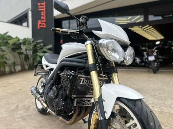 TRIUMPH-SPEED TRIPLE 1050i TRIUMPH-SPEED TRIPLE 1050i-2009