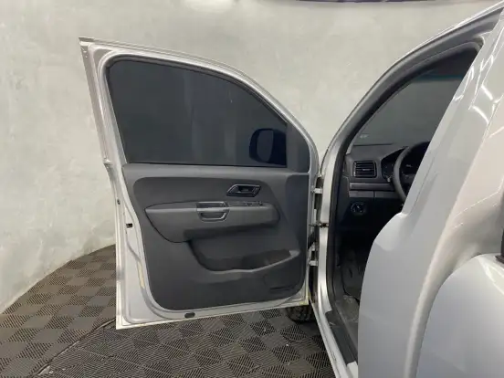 VOLKSWAGEN-AMAROK-2018