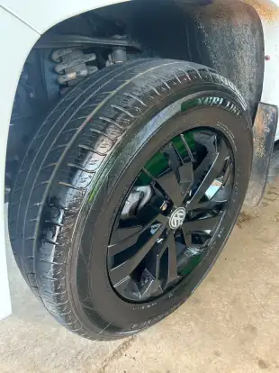 VOLKSWAGEN-AMAROK-2023