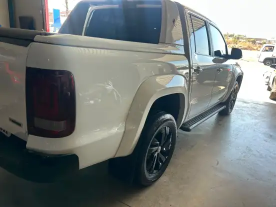 VOLKSWAGEN-AMAROK-2023