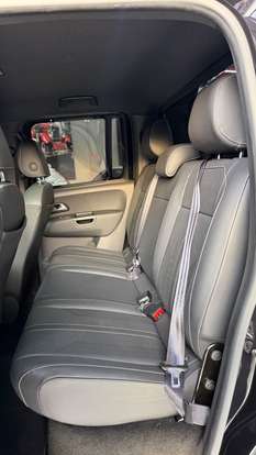 VOLKSWAGEN-AMAROK-2025