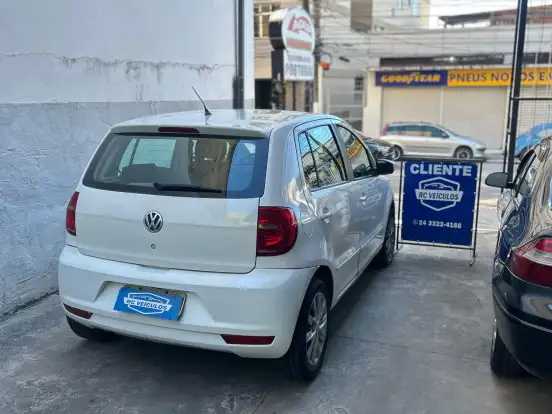 VOLKSWAGEN-FOX-1.0 MI TREND 8V FLEX 4P MANUAL VOLKSWAGEN-FOX-2012