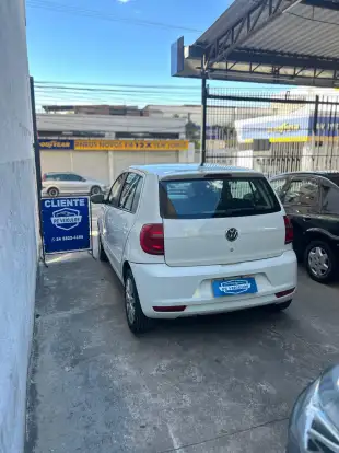 VOLKSWAGEN-FOX-2012