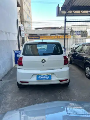 VOLKSWAGEN-FOX-2012