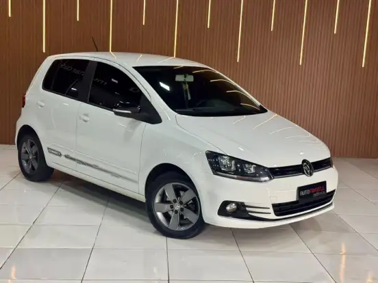 VOLKSWAGEN-FOX-2019