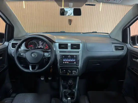 VOLKSWAGEN-FOX-1.6 MSI TOTAL FLEX CONNECT 4P MANUAL VOLKSWAGEN-FOX-2019