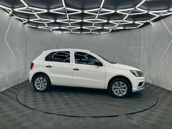 VOLKSWAGEN-GOL-2023