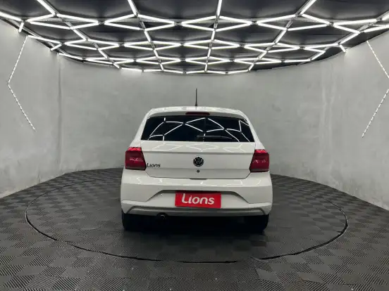 VOLKSWAGEN-GOL-2023