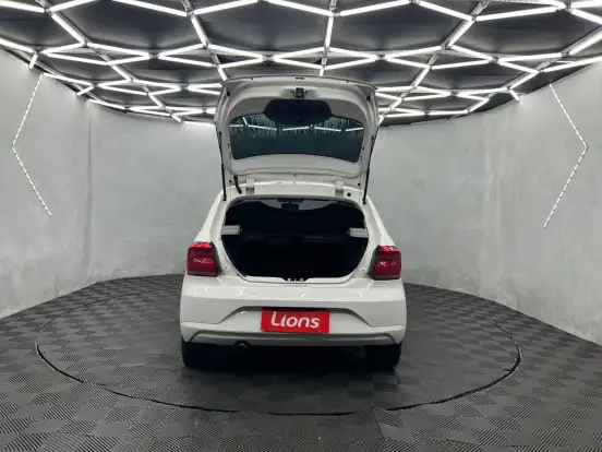 VOLKSWAGEN-GOL-2023