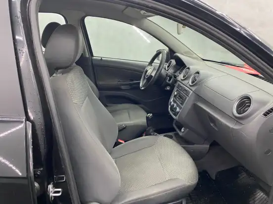 VOLKSWAGEN-GOL-2013