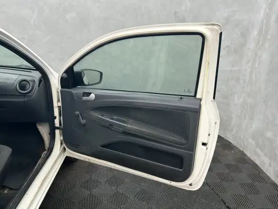 VOLKSWAGEN-GOL-1.0 MI CITY 8V FLEX 2P MANUAL VOLKSWAGEN-GOL-2015