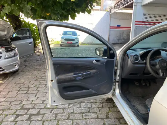 VOLKSWAGEN-GOL-1.0 MI CITY 8V FLEX 4P MANUAL VOLKSWAGEN-GOL-2014