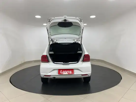 VOLKSWAGEN-GOL-2016