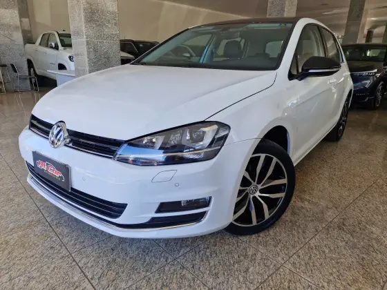 VOLKSWAGEN GOLF 1.4 TSI HIGHLINE 16V TOTAL FLEX 4P TIPTRONIC VOLKSWAGEN GOLF 1.4 TSI HIGHLINE 16V TOTAL FLEX 4P TIPTRONIC