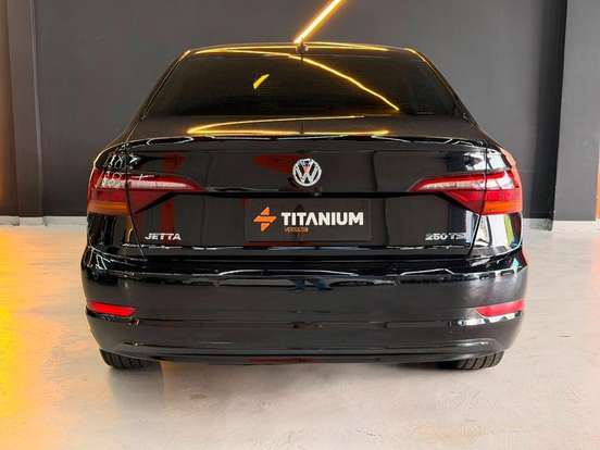VOLKSWAGEN-JETTA-2020