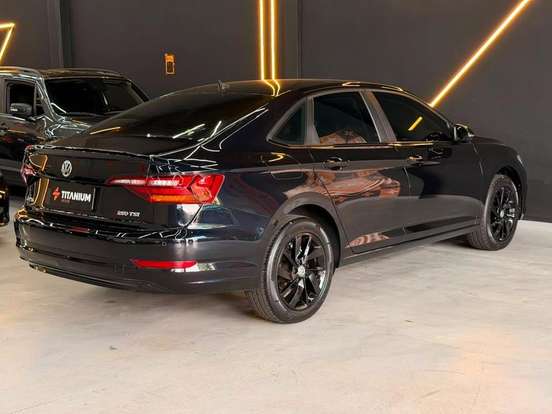 VOLKSWAGEN-JETTA-2020