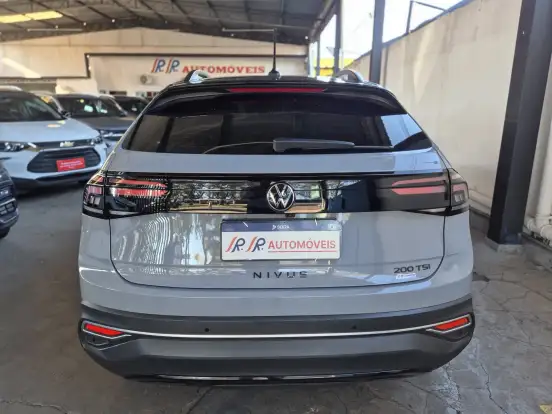 VOLKSWAGEN-NIVUS-1.0 200 TSI TOTAL FLEX HIGHLINE AUTOMÁTICO VOLKSWAGEN-NIVUS-2024