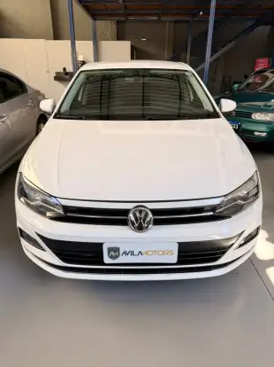 VOLKSWAGEN-POLO-2018