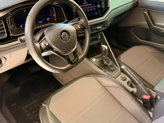 VOLKSWAGEN-POLO-1.0 200 TSI HIGHLINE AUTOMÁTICO VOLKSWAGEN-POLO-2018
