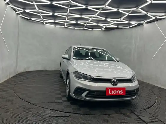 VOLKSWAGEN-POLO-2024
