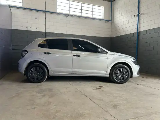 VOLKSWAGEN-POLO-2025