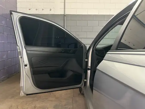 VOLKSWAGEN-POLO-2025