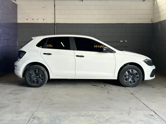 VOLKSWAGEN-POLO-2025