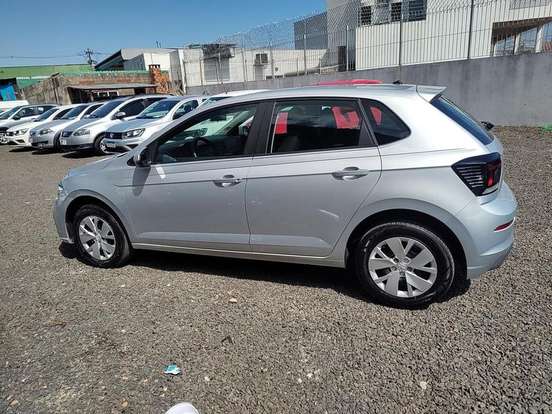 VOLKSWAGEN-POLO-2023
