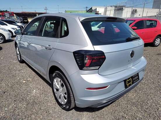 VOLKSWAGEN-POLO-2023