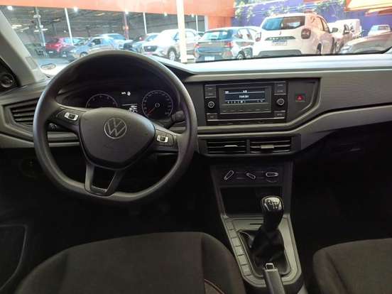 VOLKSWAGEN-POLO-2024