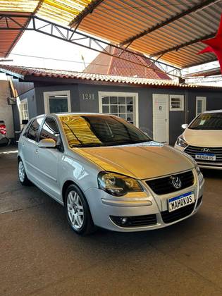 VOLKSWAGEN POLO 1.6 MI 8V E-FLEX 4P MANUAL