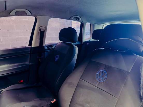 VOLKSWAGEN-POLO-2007