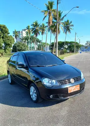 VOLKSWAGEN-POLO SEDAN-2012