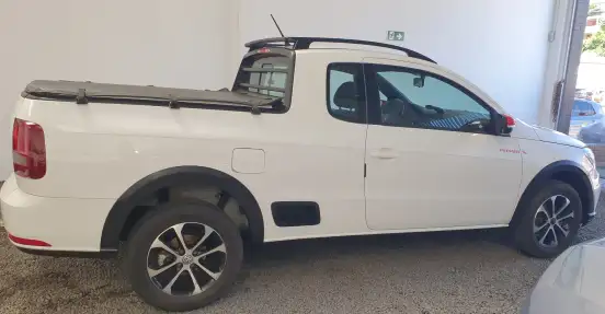 VOLKSWAGEN-SAVEIRO-2018