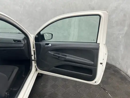 VOLKSWAGEN-SAVEIRO-1.6 MSI ROBUST CS 16V FLEX 2P MANUAL VOLKSWAGEN-SAVEIRO-2024