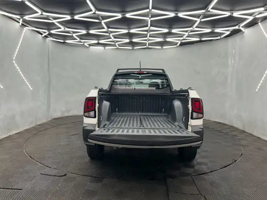 VOLKSWAGEN-SAVEIRO-2024