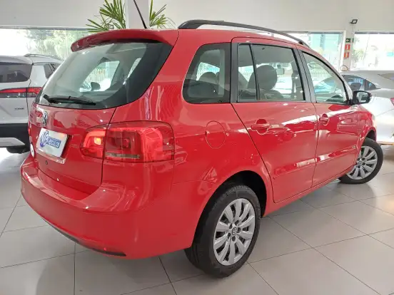 VOLKSWAGEN-SPACEFOX-2013