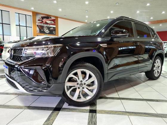VOLKSWAGEN TAOS 1.4 250 TSI TOTAL FLEX COMFORTLINE AUTOMÁTICO