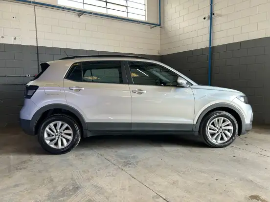 VOLKSWAGEN-T-CROSS-1.0 200 TSI TOTAL FLEX AUTOMÁTICO VOLKSWAGEN-T-CROSS-2022