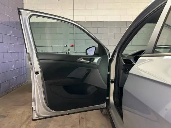 VOLKSWAGEN-T-CROSS-2022