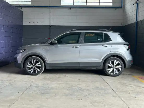 VOLKSWAGEN-T-CROSS-1.0 200 TSI TOTAL FLEX AUTOMÁTICO VOLKSWAGEN-T-CROSS-2024