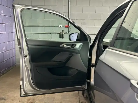 VOLKSWAGEN-T-CROSS-2024