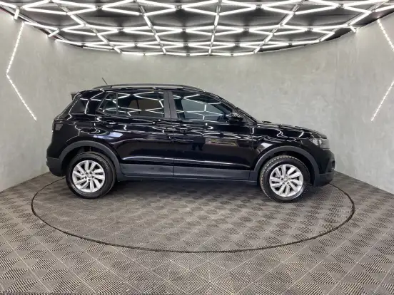 VOLKSWAGEN-T-CROSS-2020