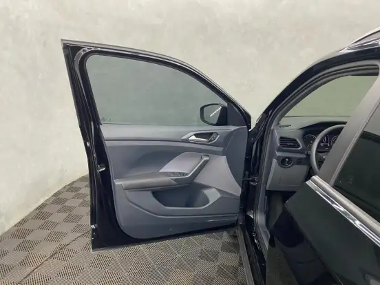 VOLKSWAGEN-T-CROSS-2022