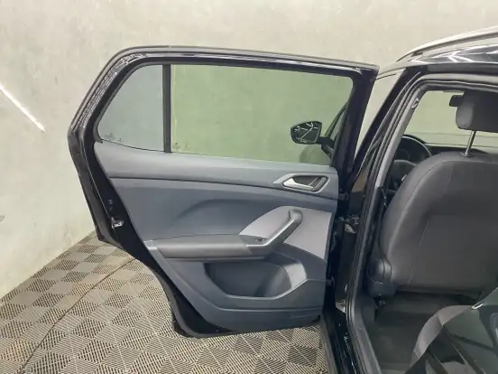VOLKSWAGEN-T-CROSS-2022