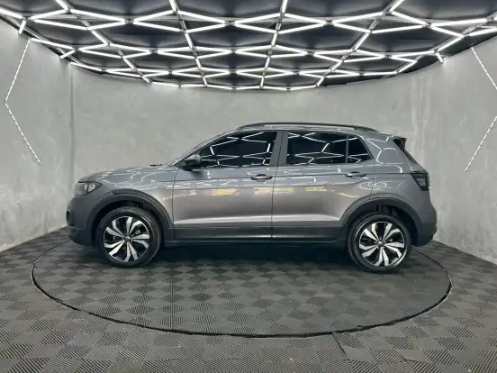 VOLKSWAGEN-T-CROSS-2024