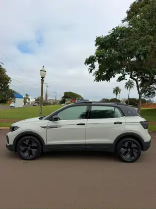 VOLKSWAGEN-T-CROSS-2025