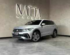 VOLKSWAGEN TIGUAN 2.0 300 TSI GASOLINA ALLSPACE R-LINE AUTOMÁTICO VOLKSWAGEN TIGUAN 2.0 300 TSI GASOLINA ALLSPACE R-LINE AUTOMÁTICO